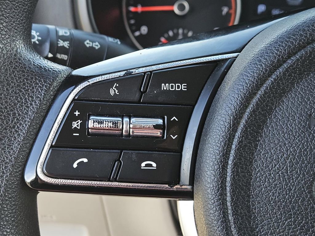 Used 2020 Kia Sportage LX image 17