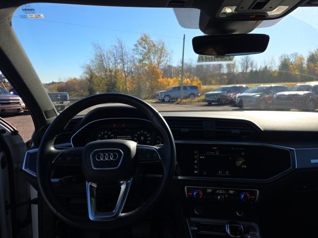 Used 2022 Audi Q3 2.0T Premium image 19