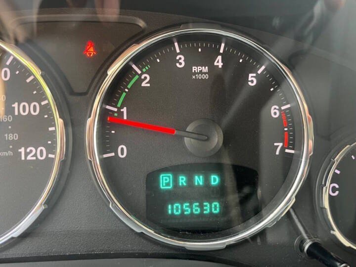 Used 2012 Jeep Liberty Sport AWD/4WD image 13