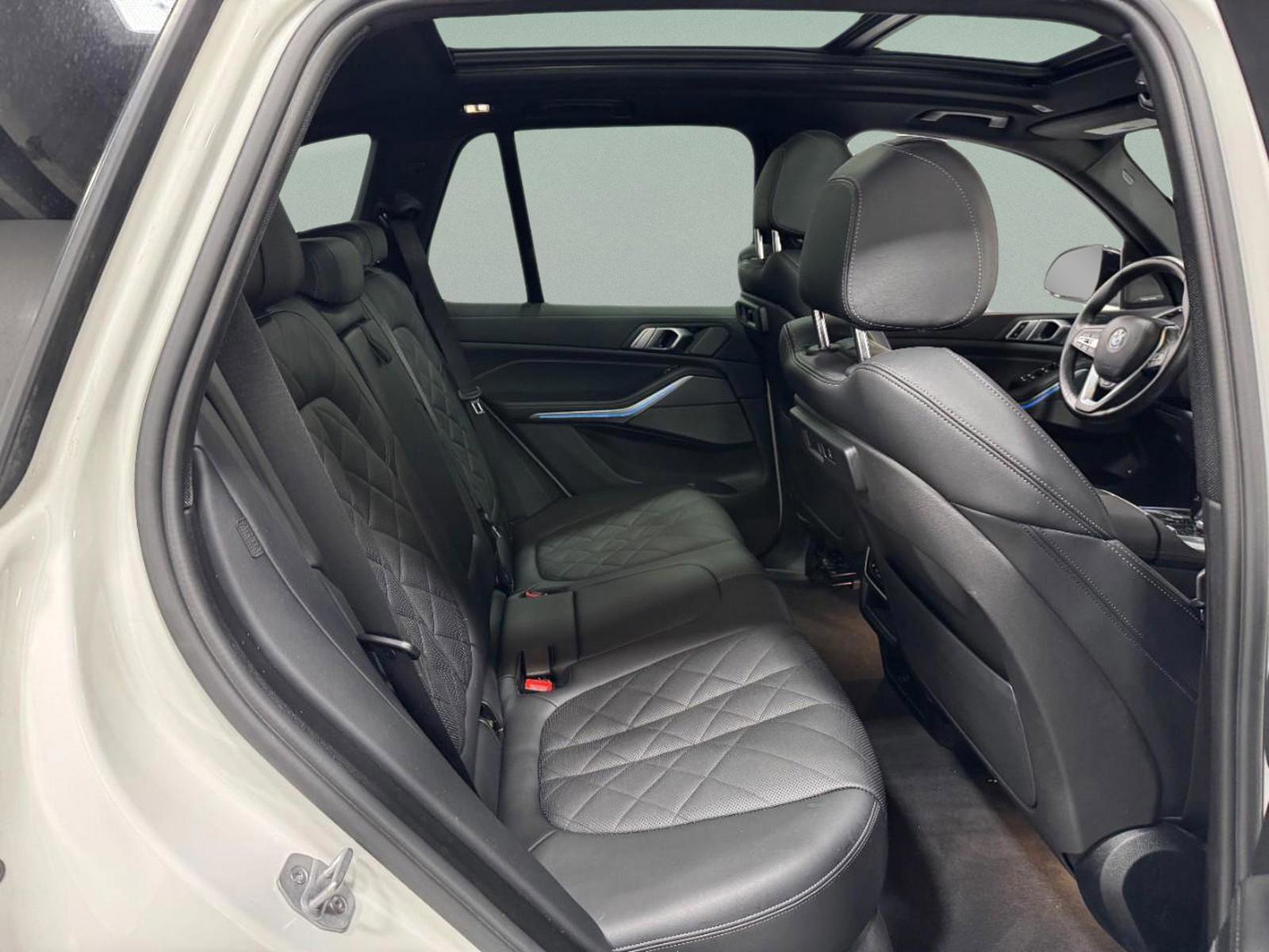 Certified 2023 BMW X5 xDrive45e w/ Climate Comfort Package image 11