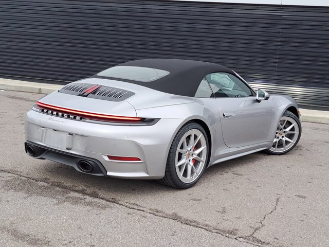 New 2026 Porsche 911 Carrera 4S image 7