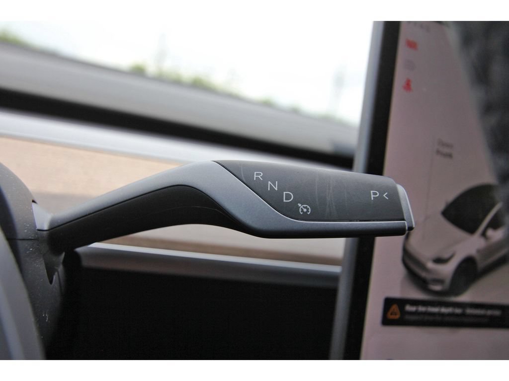 Used 2023 Tesla Model Y Long Range AWD/4WD image 20
