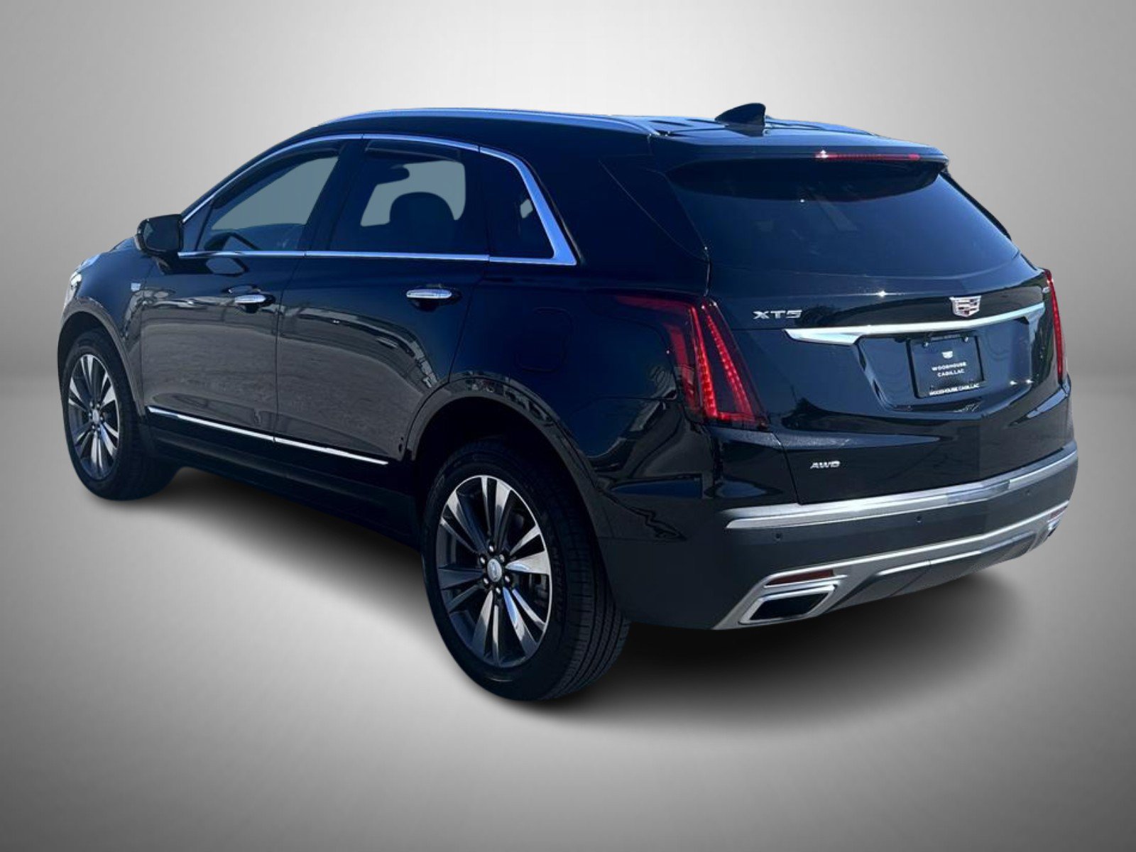 Certified 2023 Cadillac XT5 Premium Luxury AWD/4WD image 8