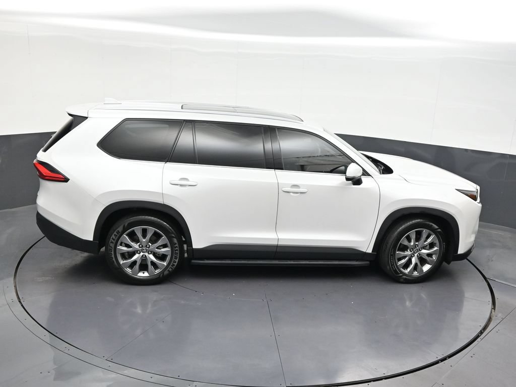 Used 2024 Toyota Grand Highlander AWD Hybrid image 21
