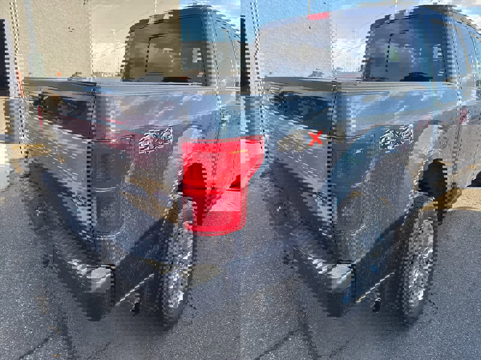 Used 2019 Ford F150 Platinum w/ Technology Package image 9