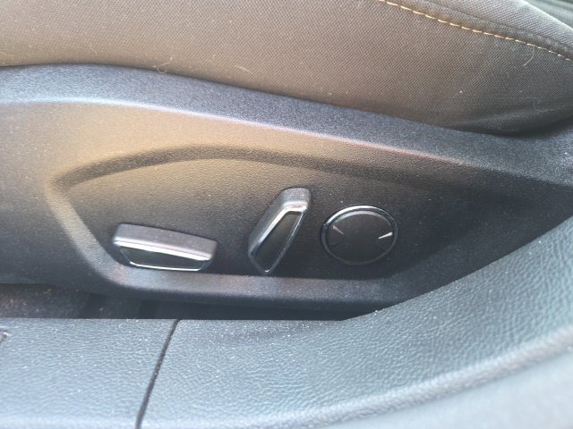 Used 2020 Ford Fusion SE FWD image 21