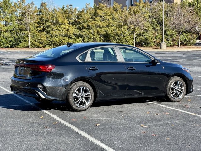 Used 2024 Kia Forte LXS w/ LXS Technology Package image 8