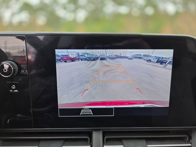 Used 2025 Chevrolet Trax LS w/ LS Convenience Package image 23