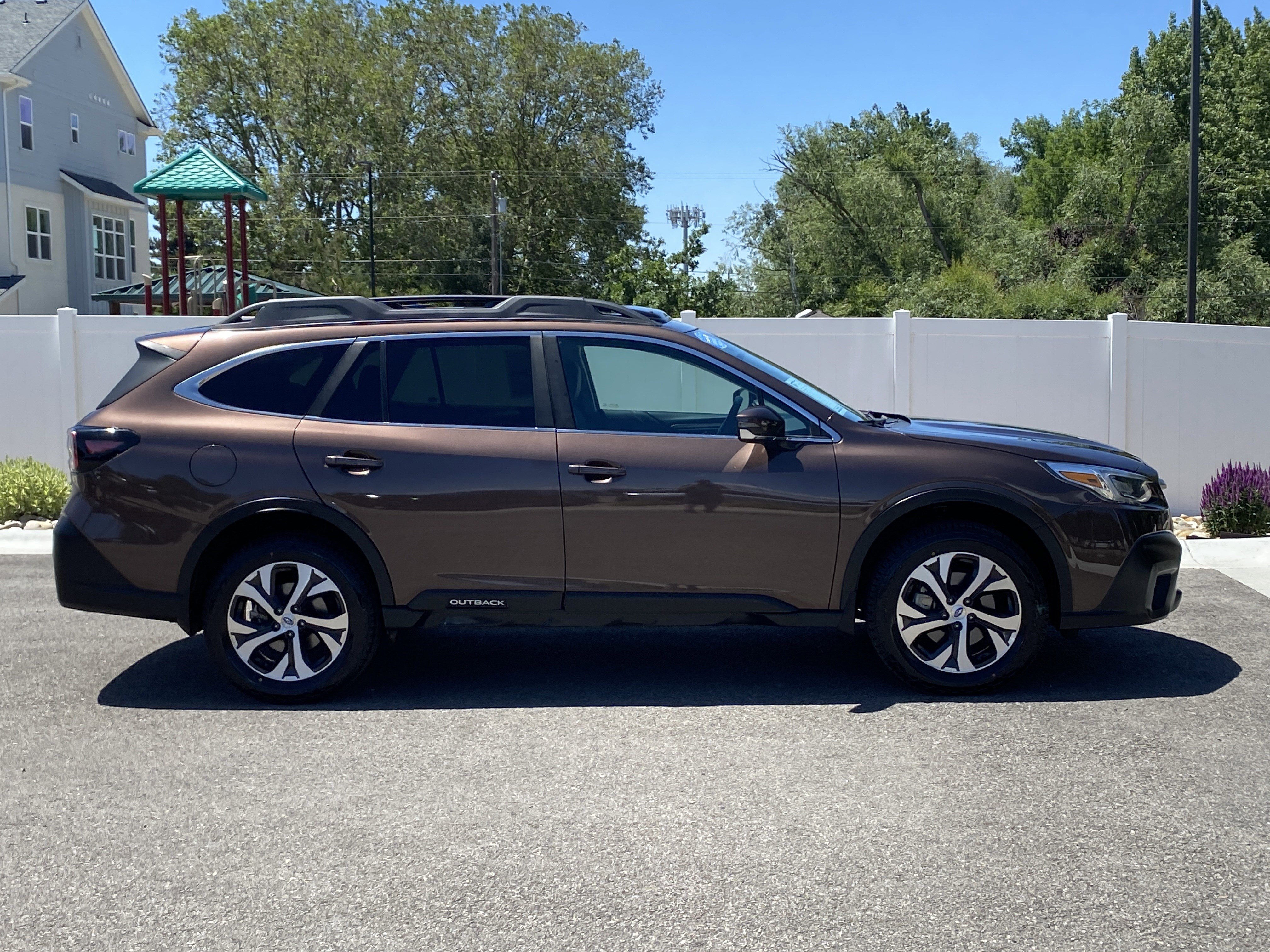 Used 2020 Subaru Outback Limited AWD/4WD image 7