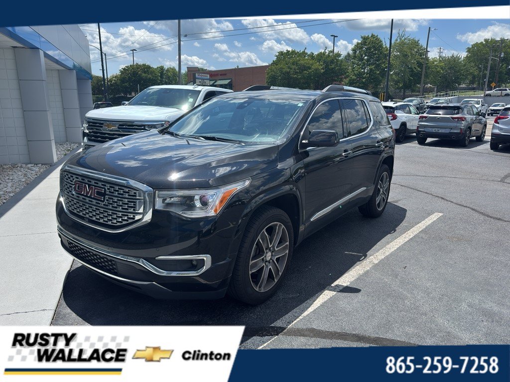 Used 2018 GMC Acadia Denali w/ Technology Package FWD video 1