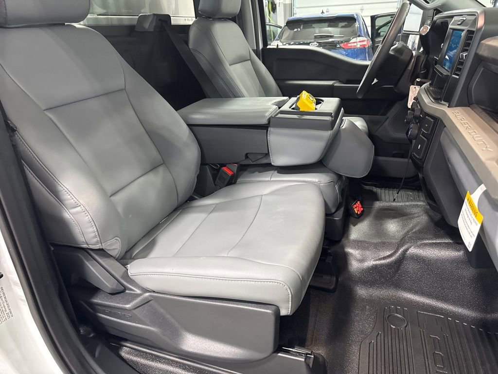 New 2026 Ford F450 XL w/ XL Chrome Package image 33