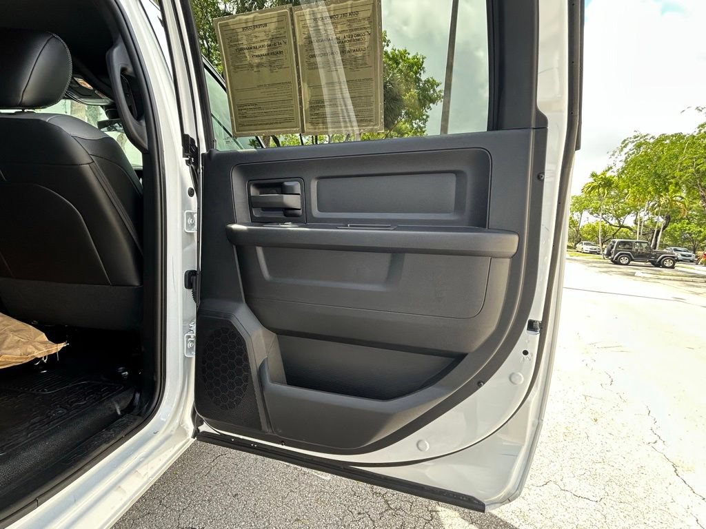 Used 2025 RAM 5500 Tradesman AWD/4WD image 37