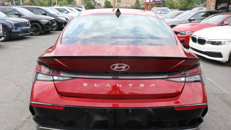 Used 2025 Hyundai Elantra N Line FWD image 6