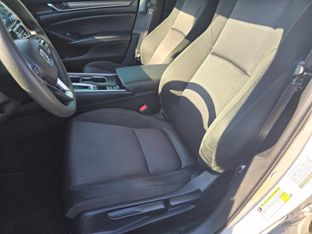 Used 2019 Honda Accord LX image 15