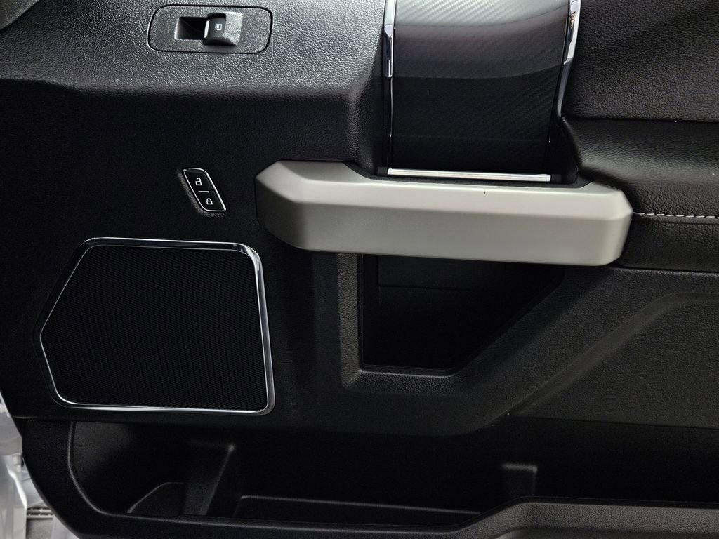 Used 2019 Ford F150 Lariat image 31