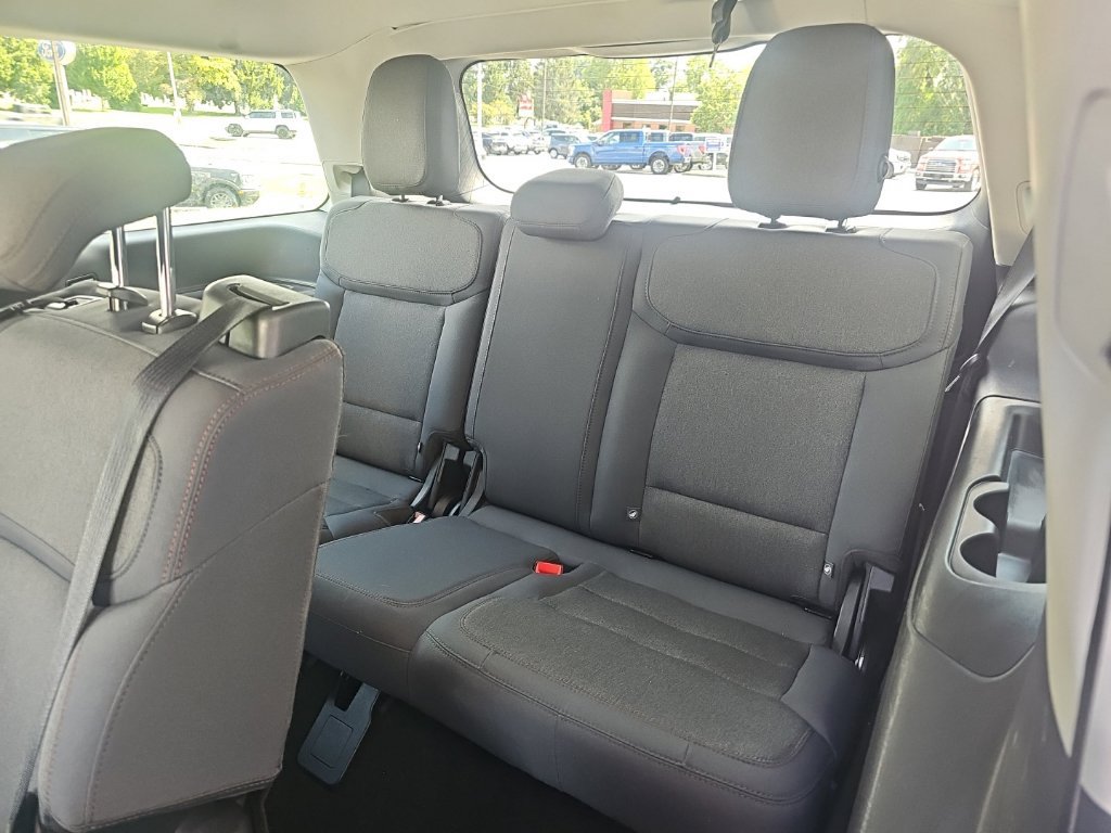 Used 2025 Ford Expedition Active AWD/4WD image 14