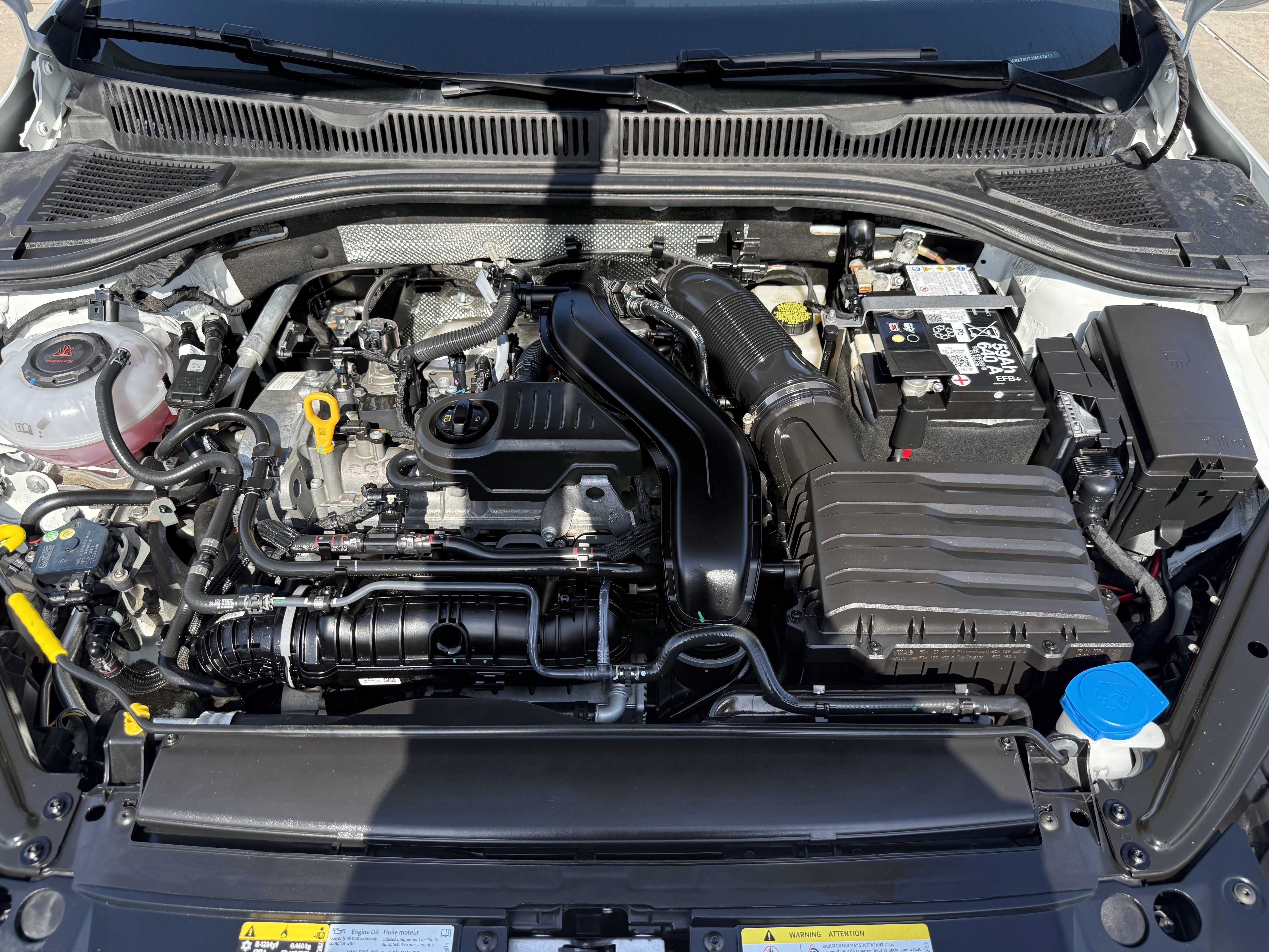 Used 2025 Volkswagen Jetta Sport FWD image 31