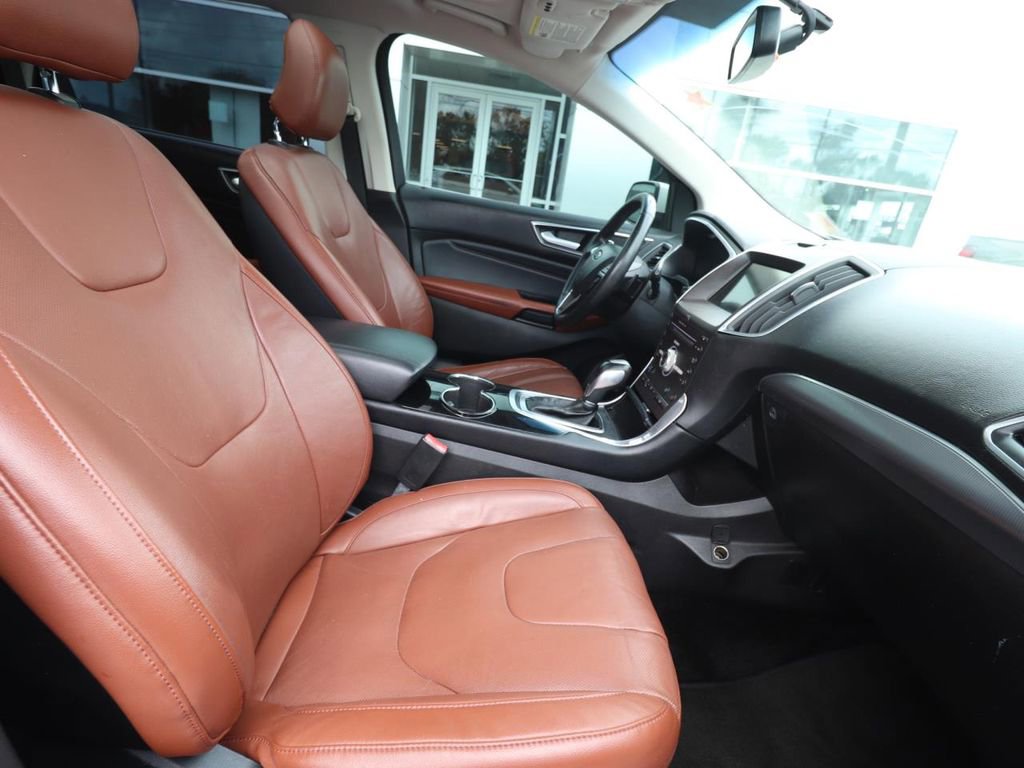 Used 2017 Ford Edge Titanium w/ Equipment Group 301A image 12