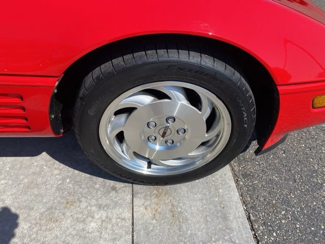 Used 1993 Chevrolet Corvette Coupe RWD image 12