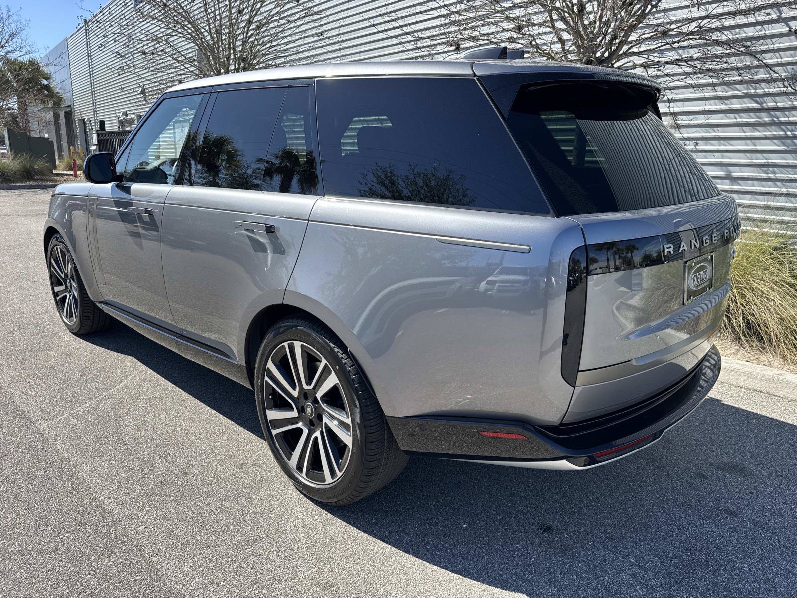 Certified 2023 Land Rover Range Rover SE AWD/4WD image 3