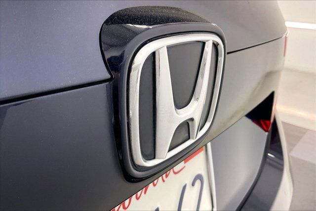 Used 2019 Honda Accord LX image 7