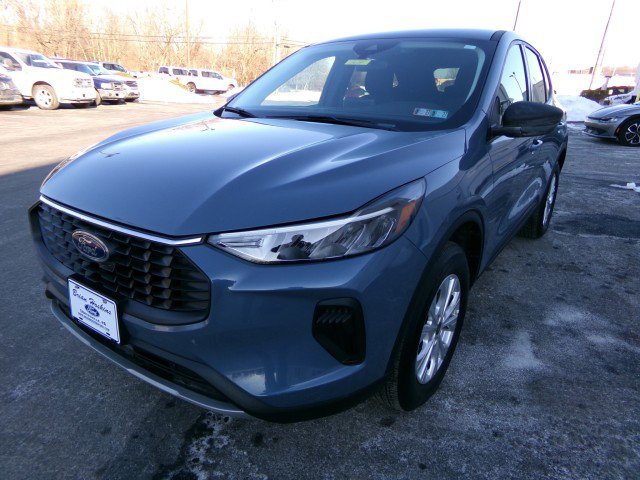 Used 2025 Ford Escape Active image 4