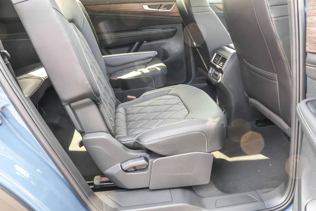 New 2026 Volkswagen Atlas SEL Premium R-Line image 38