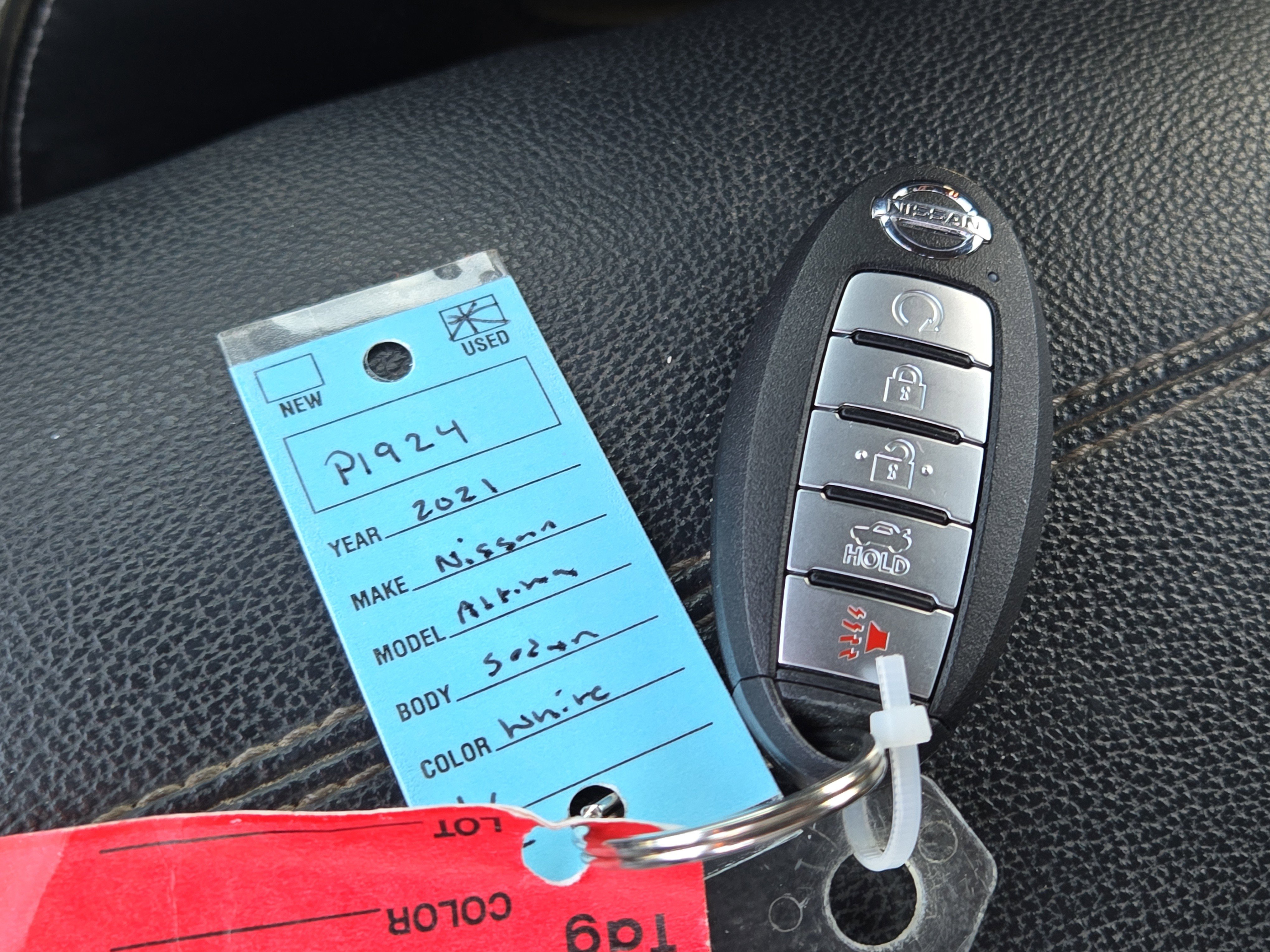 Used 2021 Nissan Altima 2.5 Platinum image 31