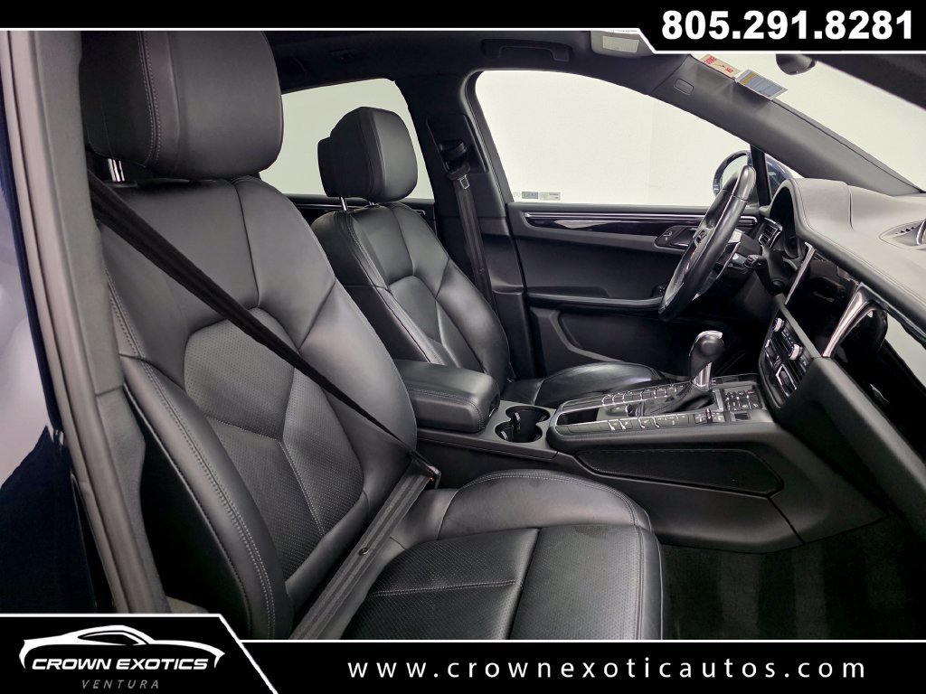 Used 2021 Porsche Macan AWD/4WD image 10