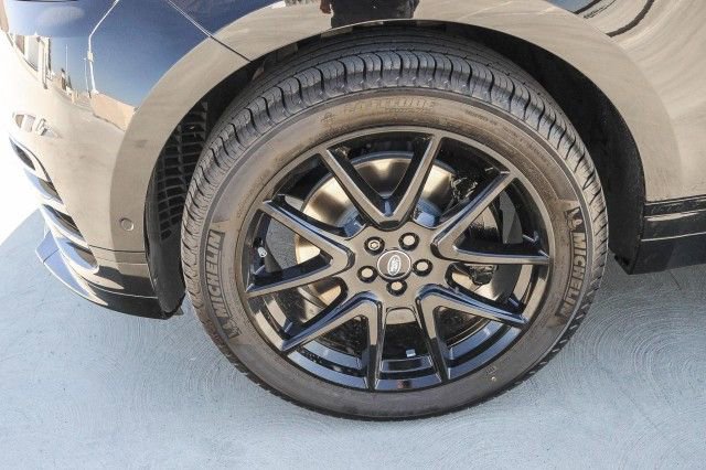 New 2026 Land Rover Range Rover Velar Dynamic SE image 9