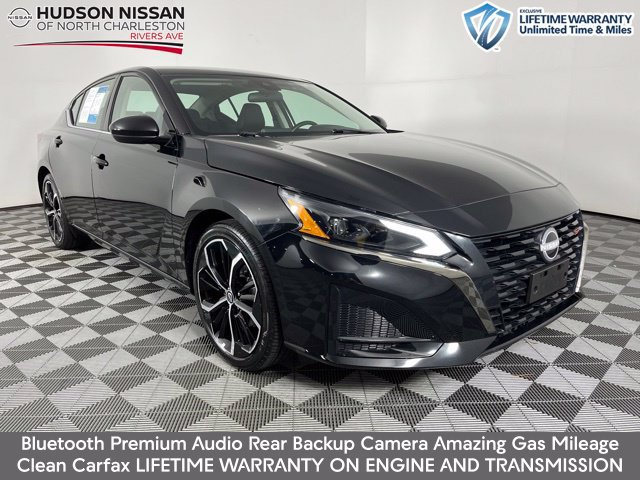 Used 2025 Nissan Altima 2.5 SR FWD image 1
