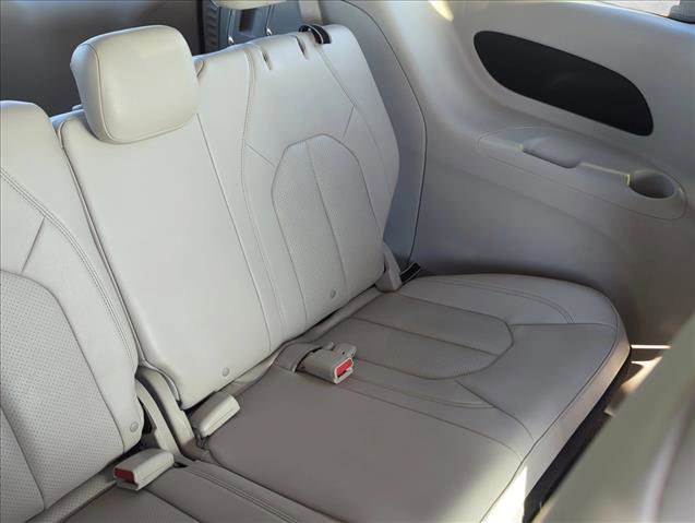 Used 2021 Chrysler Voyager Lxi image 24