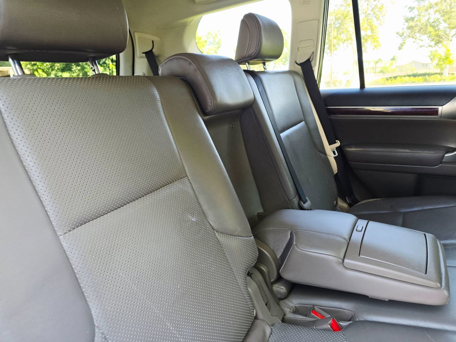 Used 2011 Lexus GX 460 Premium AWD/4WD image 35
