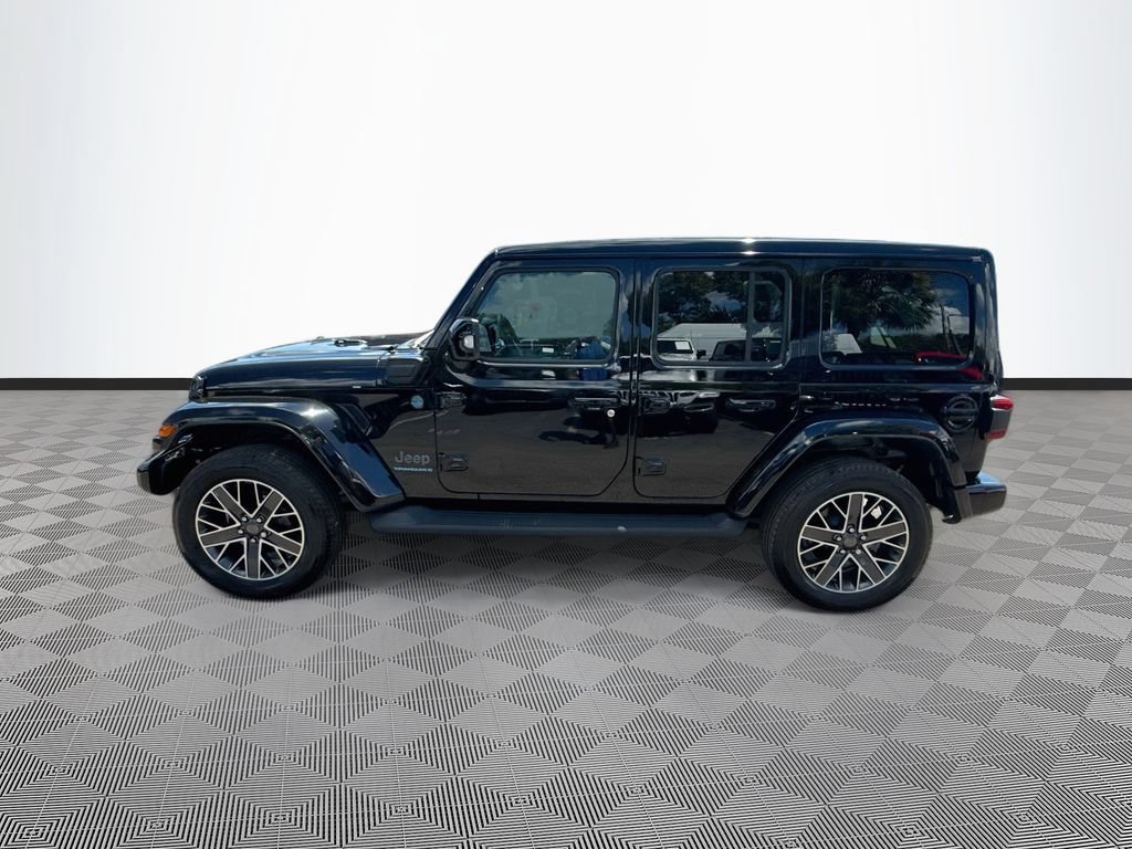 Certified 2023 Jeep Wrangler Unlimited Sahara AWD/4WD image 9