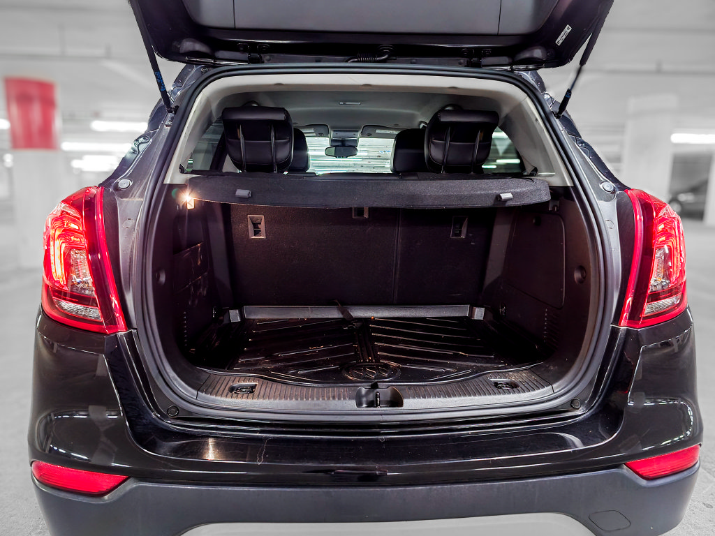 Used 2019 Buick Encore Preferred FWD image 9