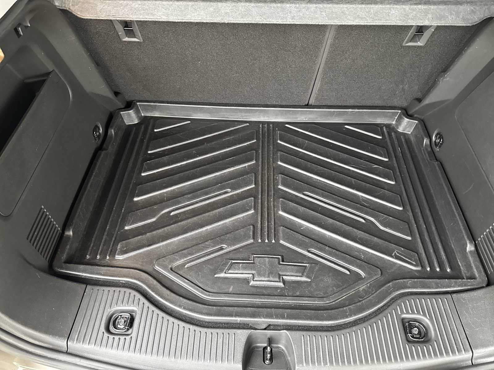 Certified 2020 Chevrolet Trax LT w/ LT Convenience Package FWD image 19