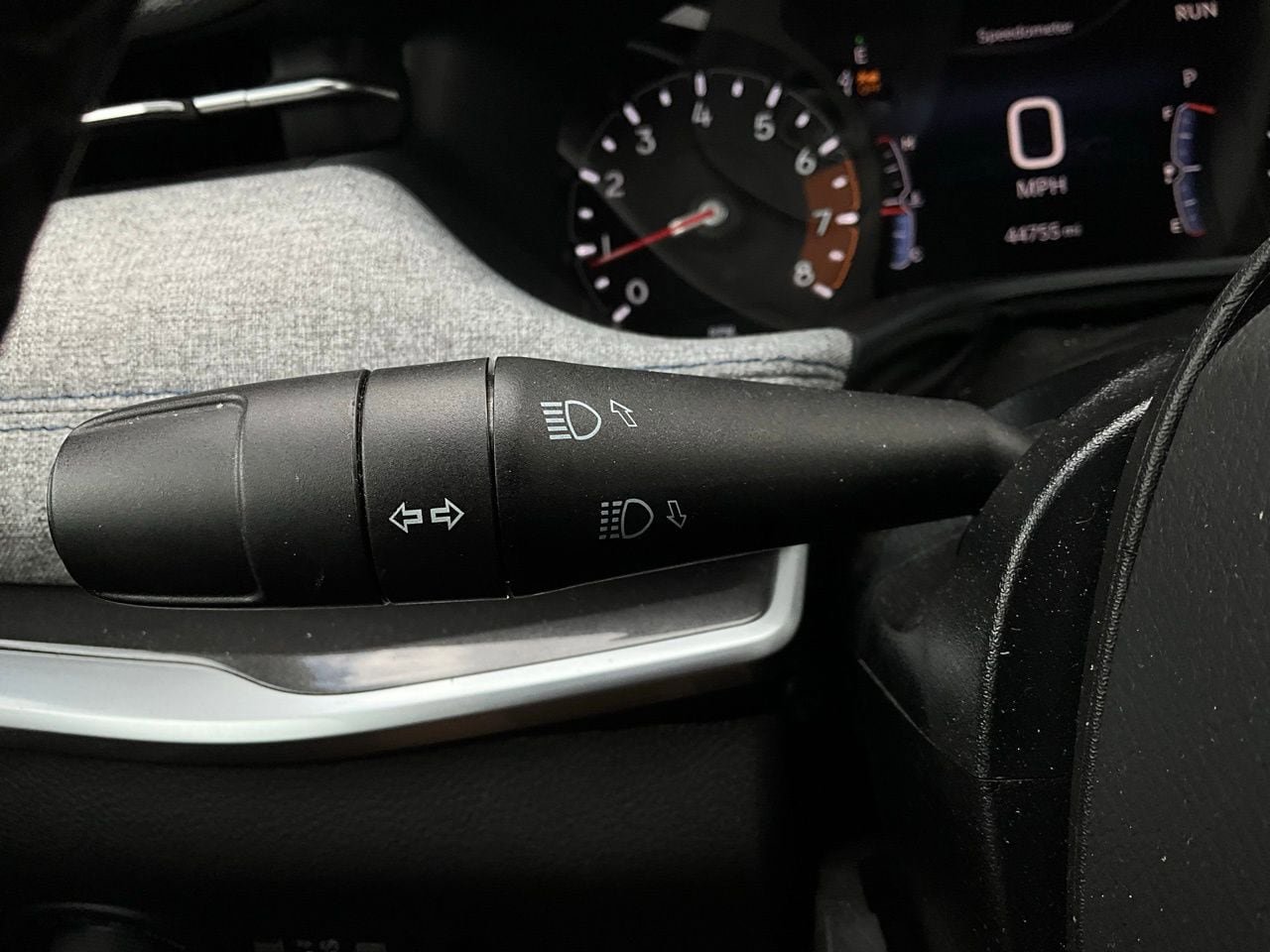 Used 2025 Jeep Compass Latitude image 36