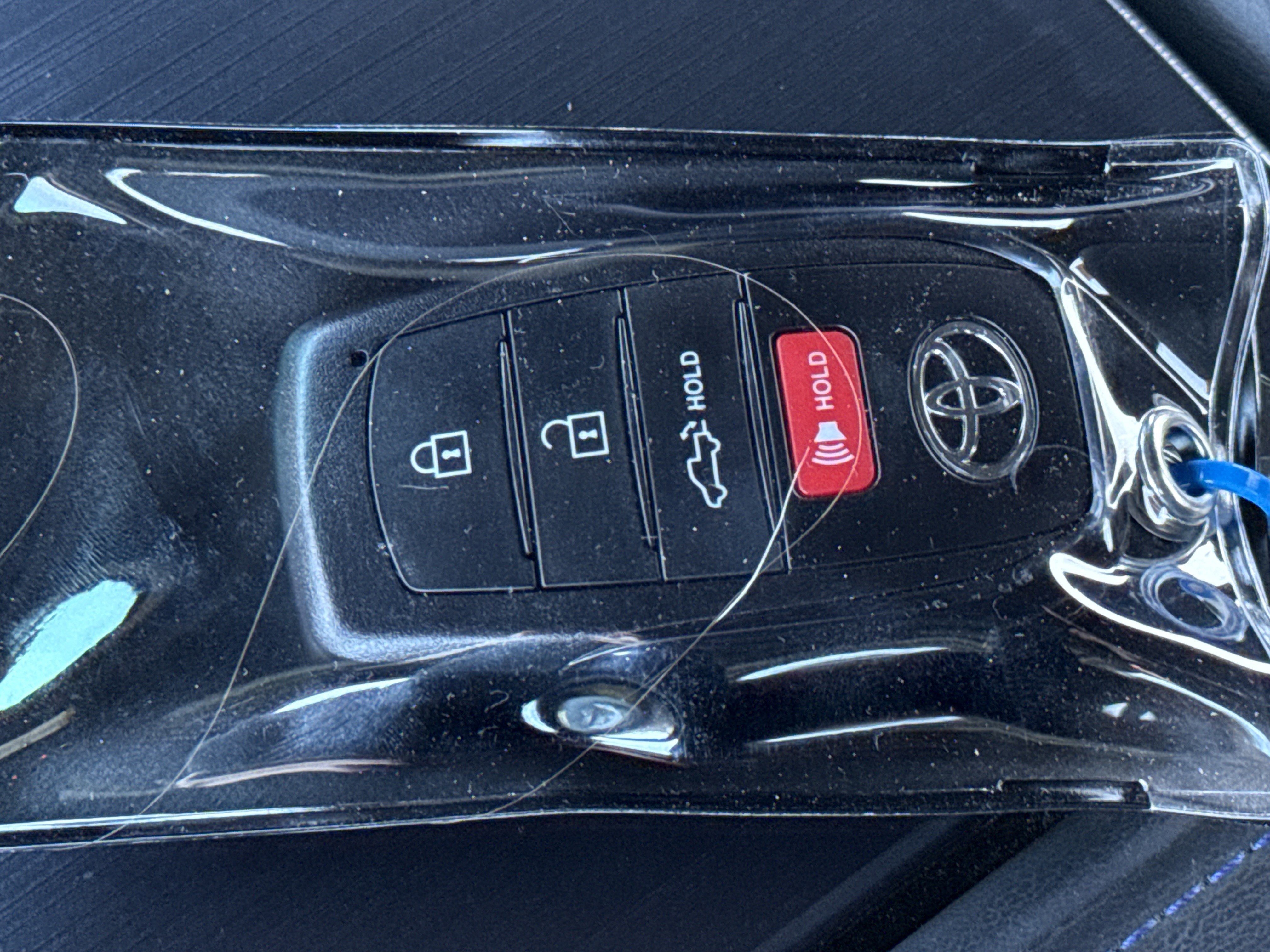 Used 2025 Toyota Tundra Platinum image 36