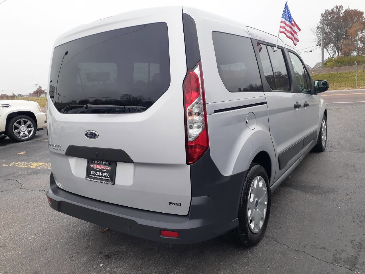 Used 2016 Ford Transit Connect XL image 6