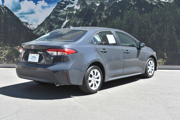 Certified 2024 Toyota Corolla LE image 3