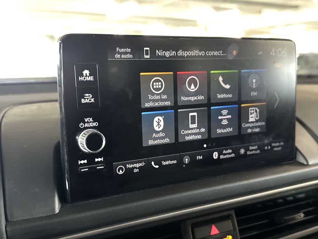Used 2024 Honda Pilot Touring image 16