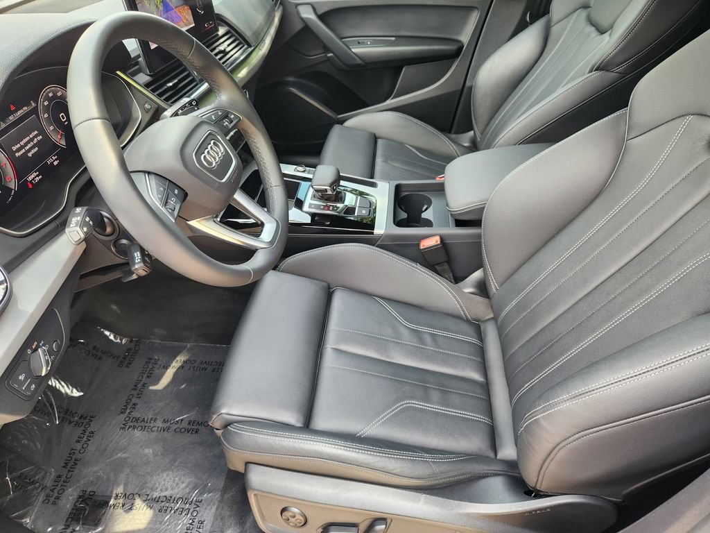 Certified 2024 Audi Q5 2.0T Premium w/ Summer of Audi Package AWD/4WD image 16