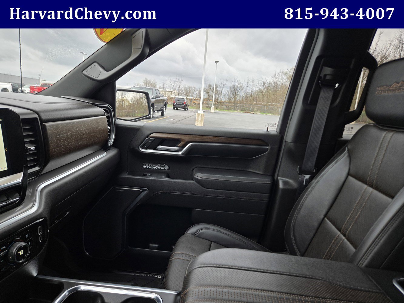 Used 2025 Chevrolet Silverado 1500 High Country image 13