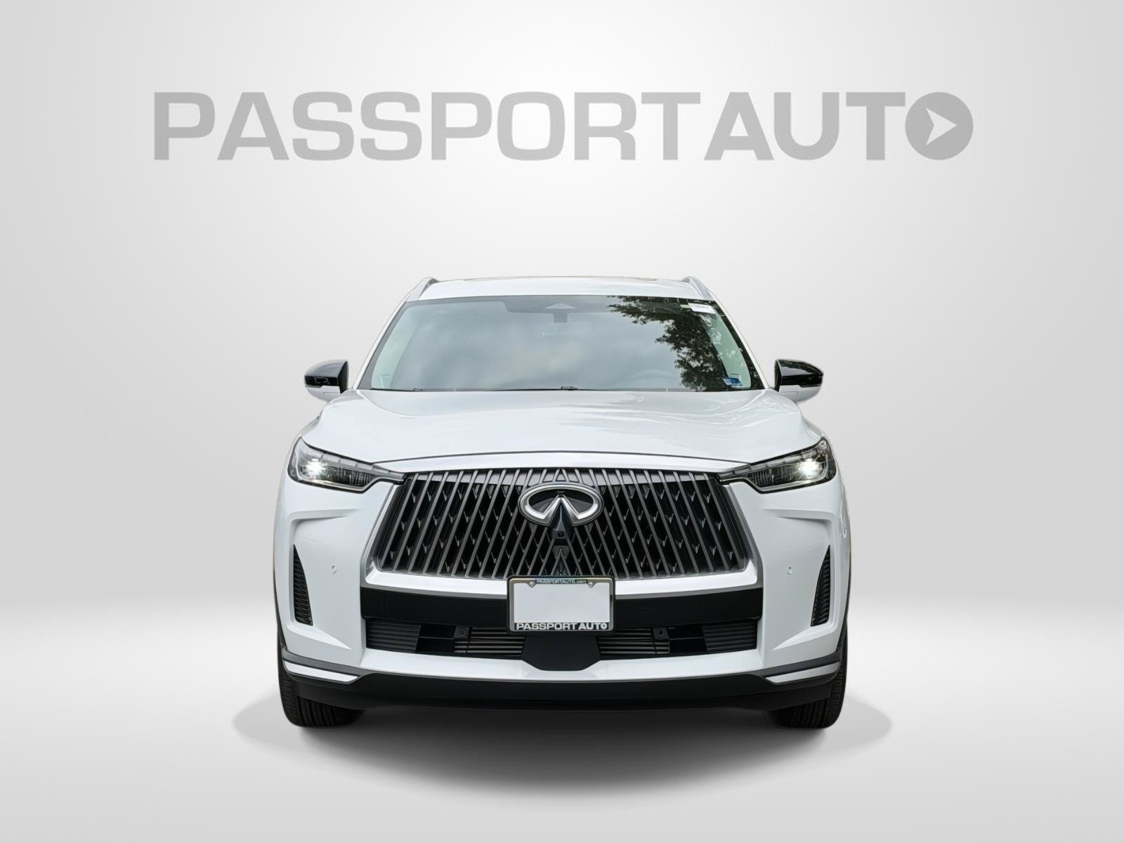 Used 2026 INFINITI QX60 Luxe w/ Cargo Package AWD/4WD image 2
