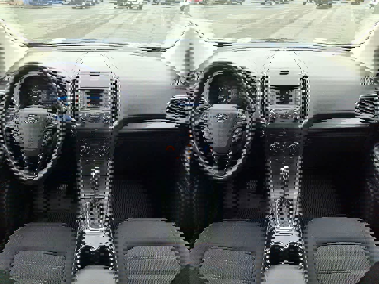 Used 2018 Ford Edge SE image 10