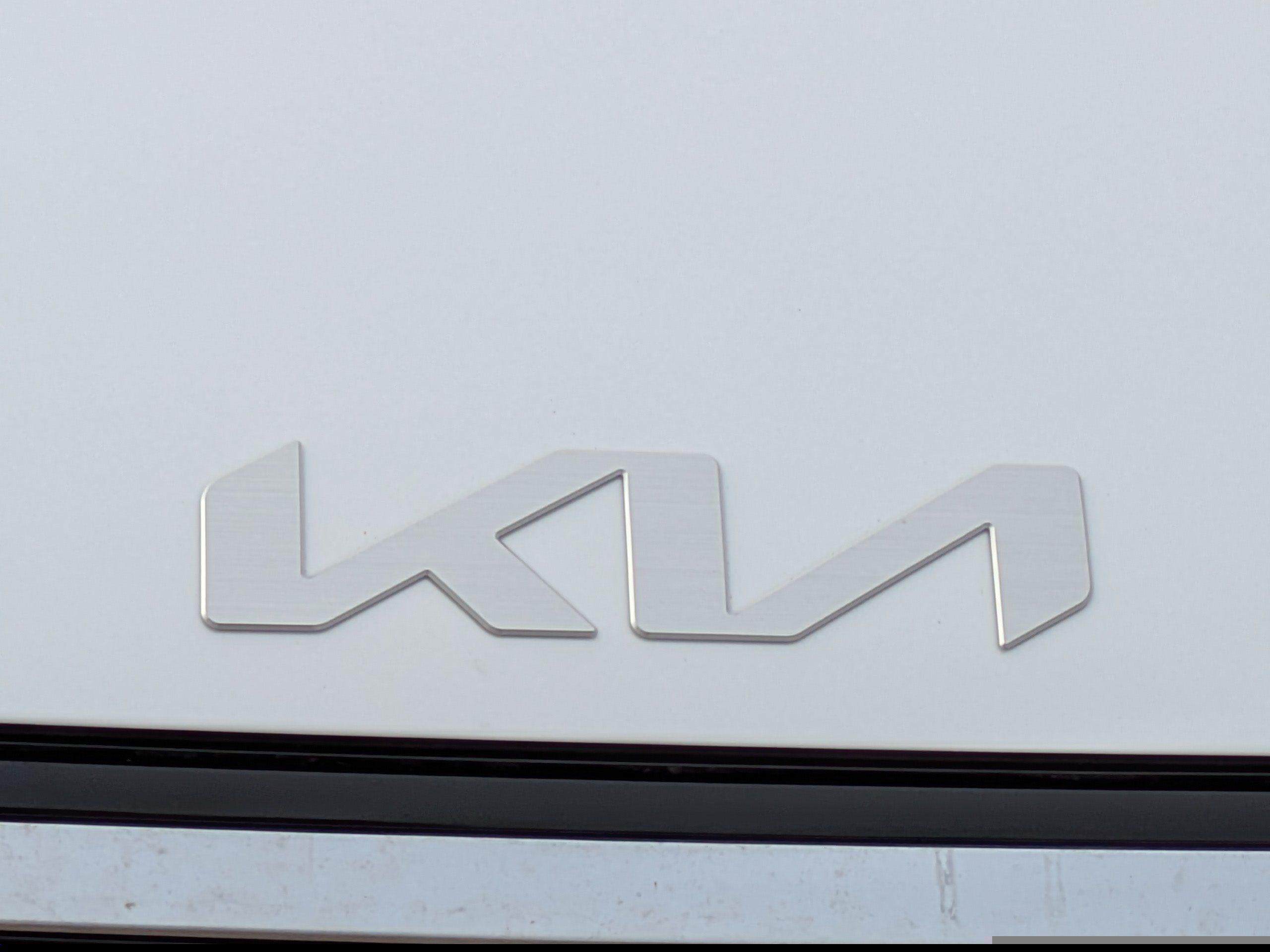 New 2025 Kia K4 GT-Line Turbo FWD image 14
