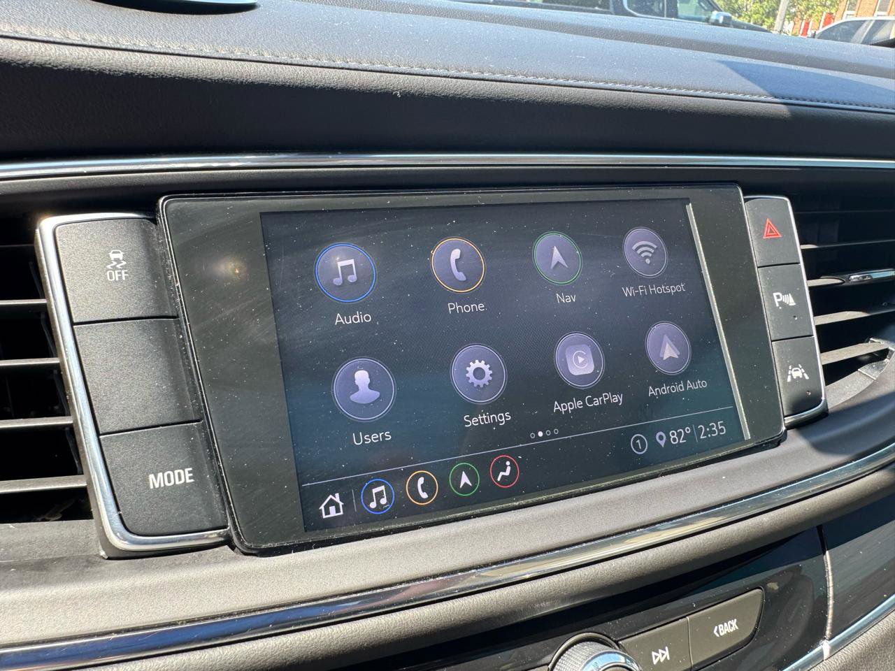 Used 2020 Buick Enclave Premium w/ Sun and Sites Package FWD image 29