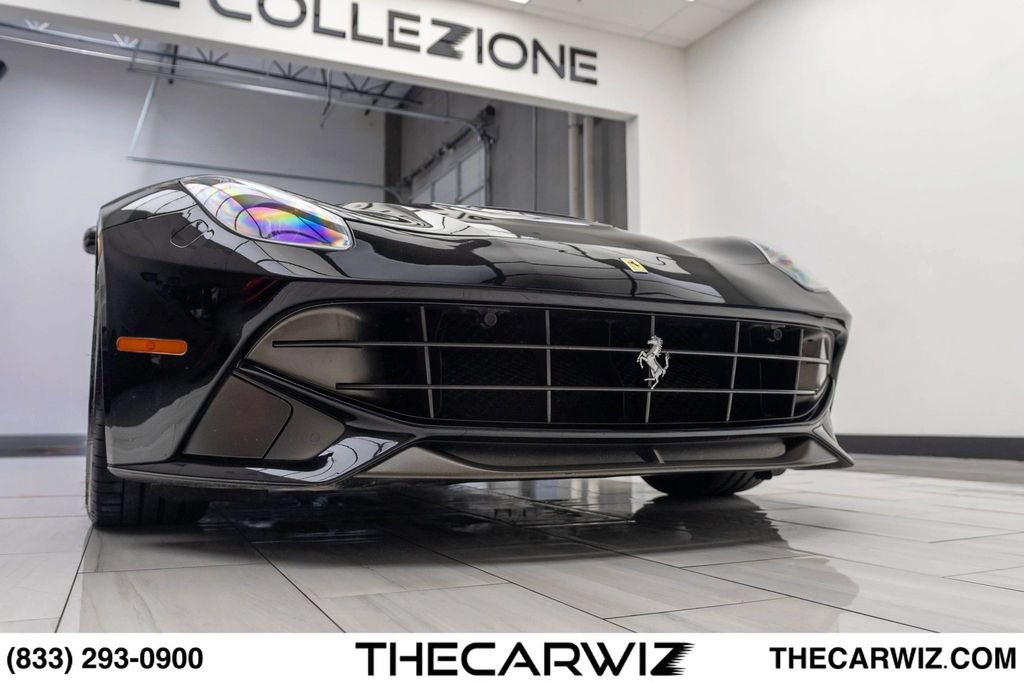 Used 2014 Ferrari F12 Berlinetta RWD image 9