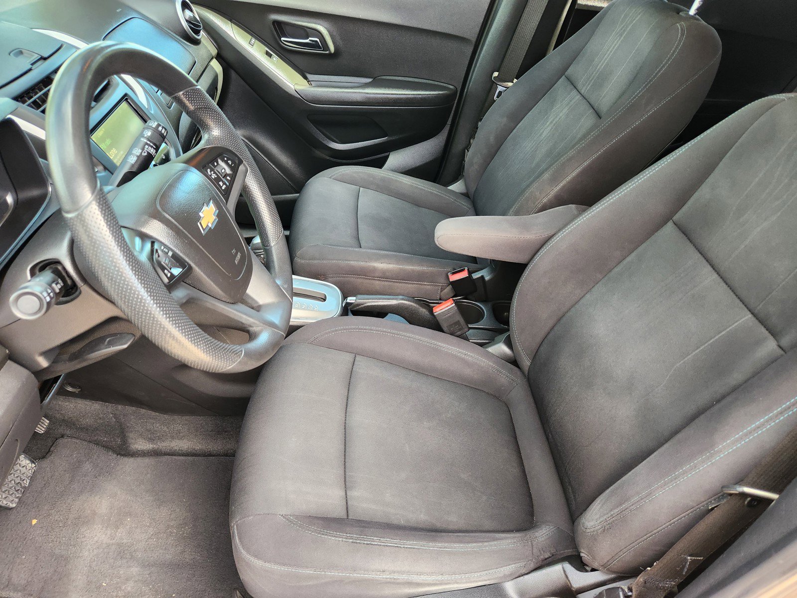 Used 2015 Chevrolet Trax LT image 10