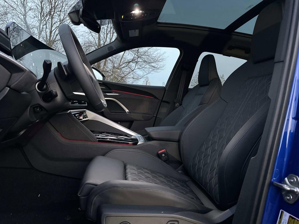 New 2025 Audi SQ5 Prestige image 24